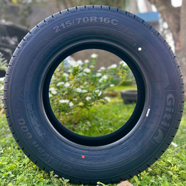 Marca: Giti Diseño: Van 600V1 Medida: 215/70R16C 8PR - Imagen 5