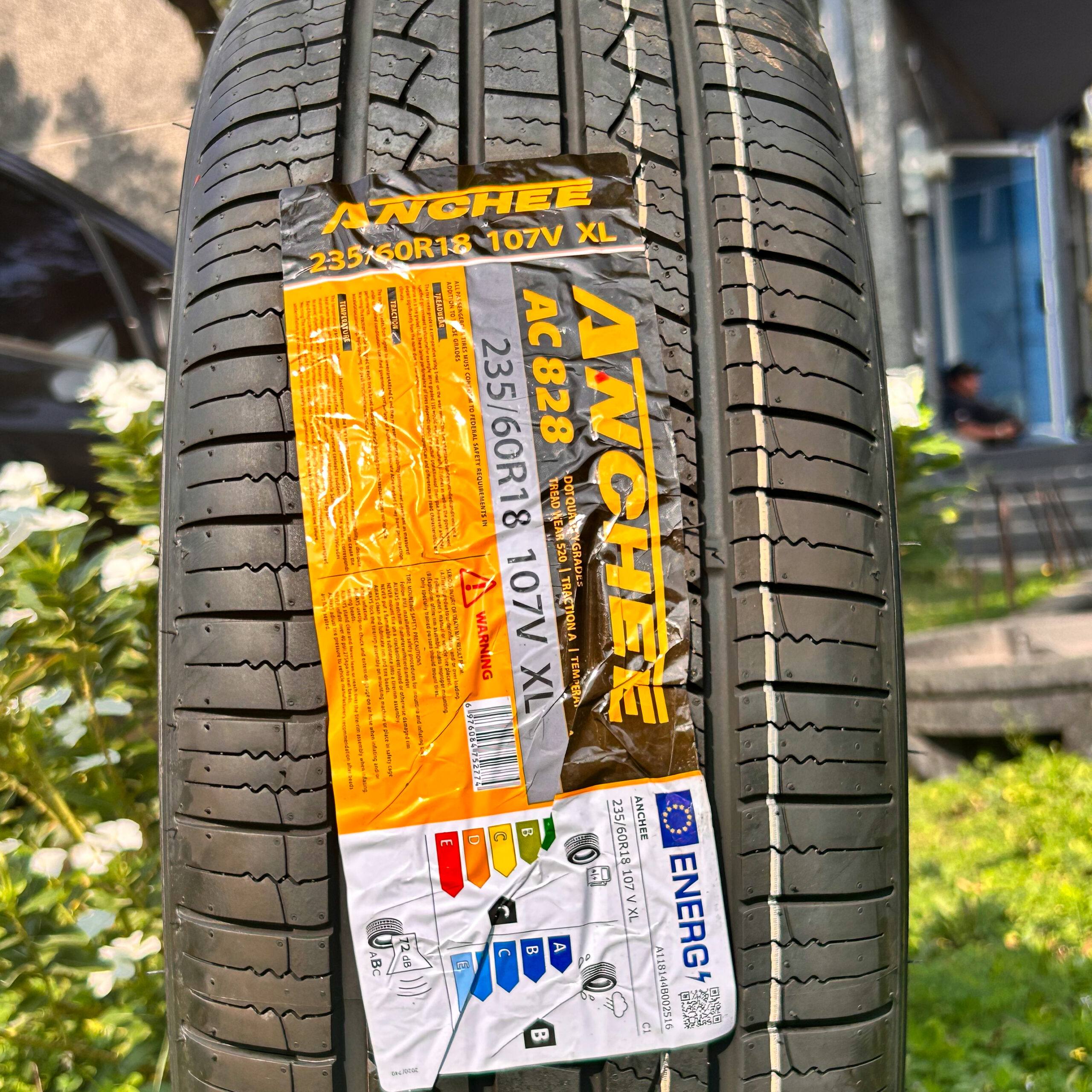 Marca: Anchee Diseño: AC828 Medida: 235/60R18