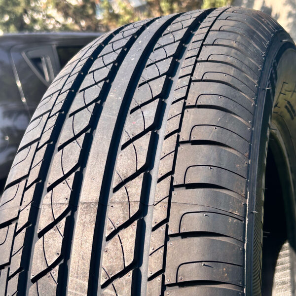 Marca: GT Radial  Diseño: Champiro VP1 Medida: 225/65R17 - Imagen 3
